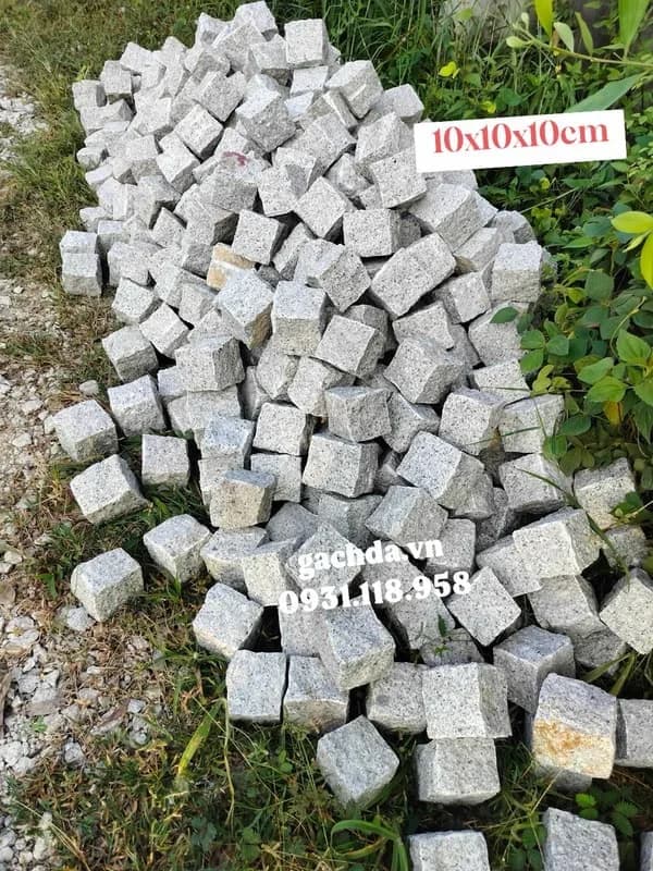 Đá chẻ xây móng 10x10x10cm