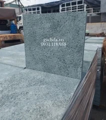 Đá lát sân băm xanh rêu 30x30x2 cm