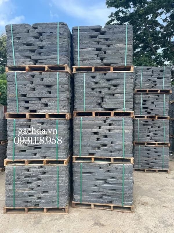 Đá rối tổ ong xám lát sân vườn 5cm