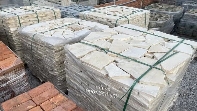 Đá rối vàng quay ốp tường