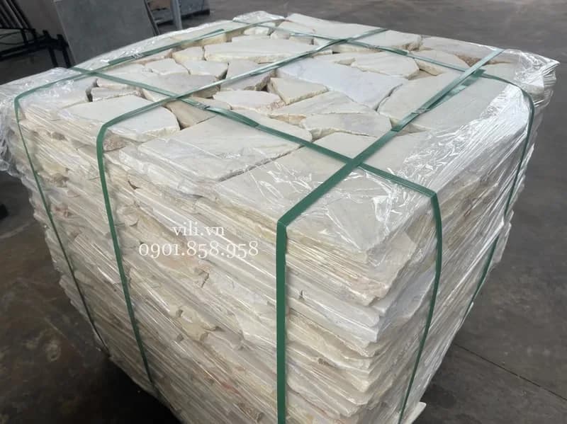 Đá rối vàng quay ốp tường