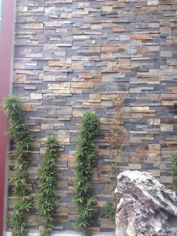 Đá chẻ ghép vàng xanh 10x50 cm ốp trang trí