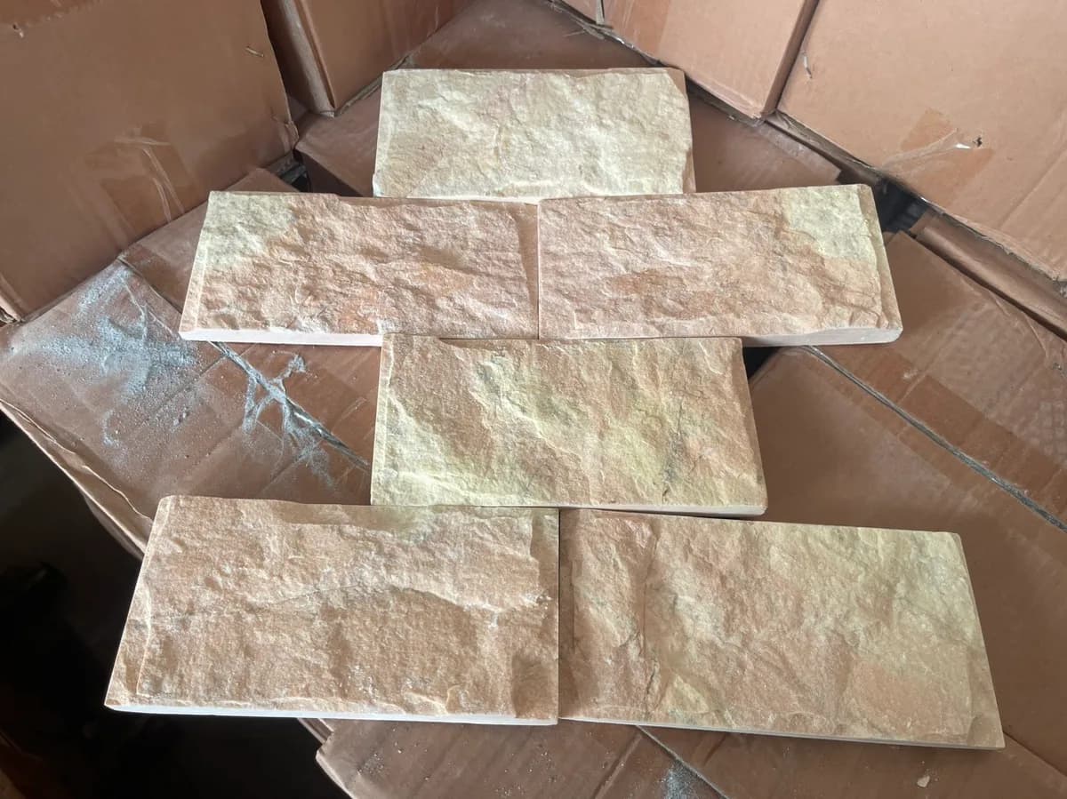 Đá bóc hồng nhạt 10x20