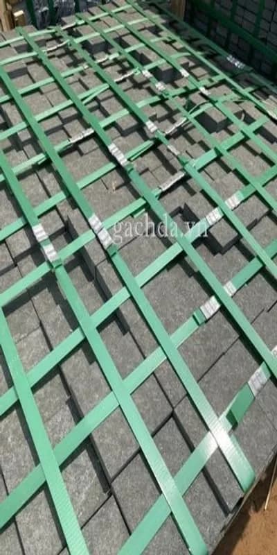 Đá Bazan đen khò 10x10x2cm