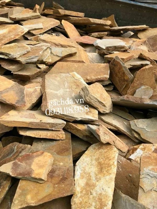 Đá rối vàng ánh kim ốp tường trang trí (Bao)