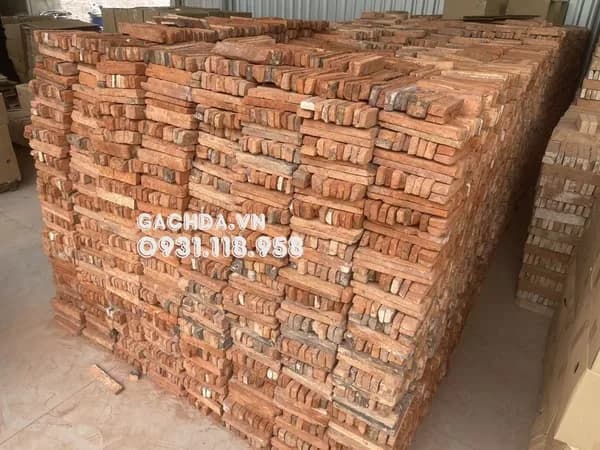 Gạch cổ bìa ốp tường 4x19-20 cm ốp trang trí