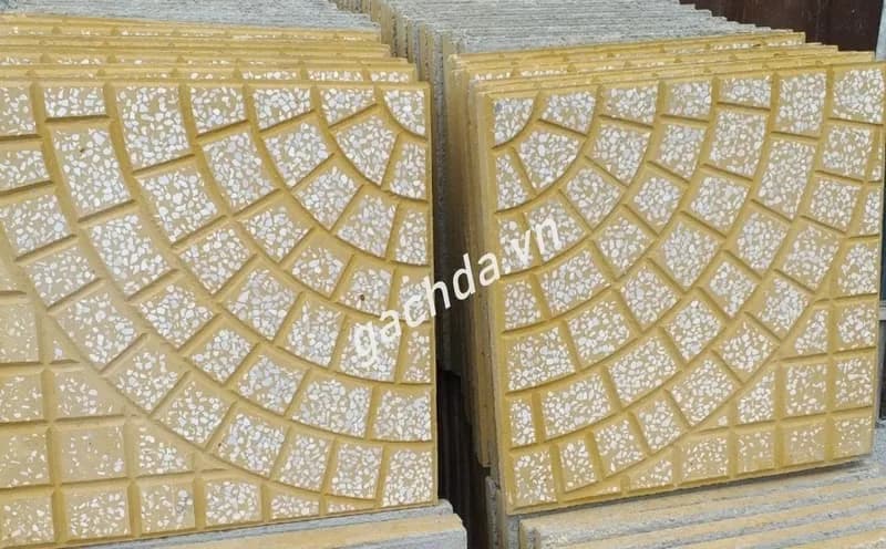 Gạch Lát Vỉa Hè 40x40 Terrazzo Cánh Quạt Vàng
