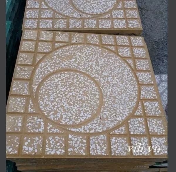Gạch Vỉa Hè 40x40 Terrazzo Mặt Trăng Vàng