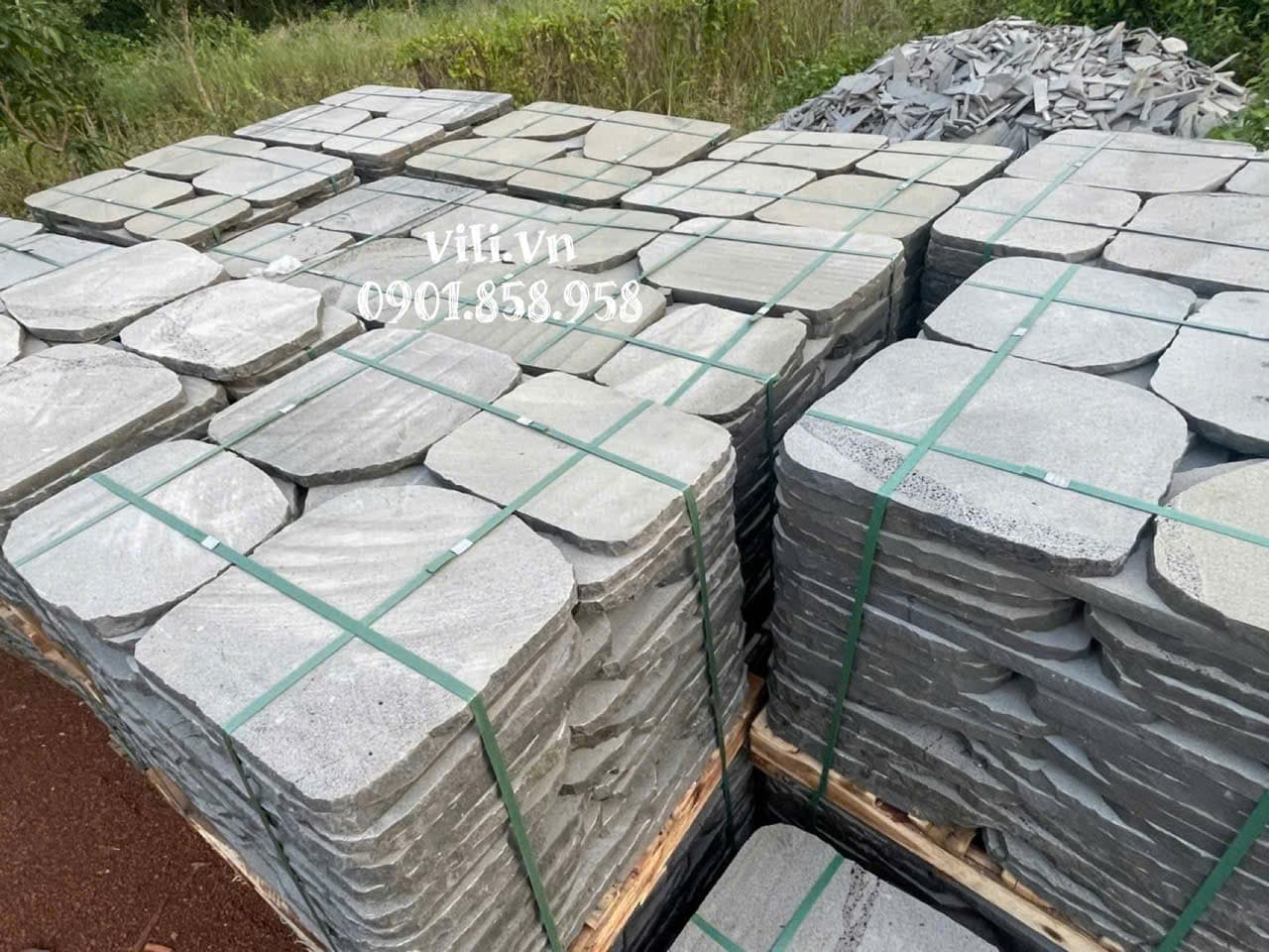 Đá rối tổ ong xám lát sân vườn 3cm