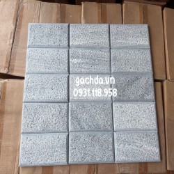 Đá băm xám đen soi cạnh 10x20 cm ốp tường