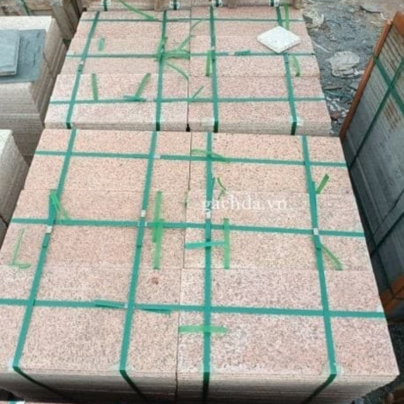 Đá khò vàng đậm Bình Định 30x60